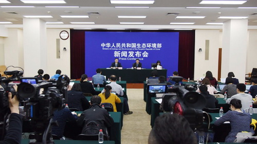 全國砂石開采、加工、運(yùn)輸?shù)日涡袆?dòng)來襲！—— 今天起，生態(tài)環(huán)境部組織2.2萬人次開展新一輪強(qiáng)化監(jiān)督！