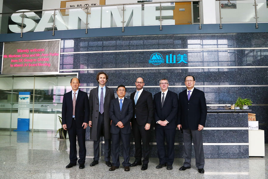 楊安民從業(yè)卅五周年系列報道--“三十五年磨一劍，山更美，業(yè)更精”專訪