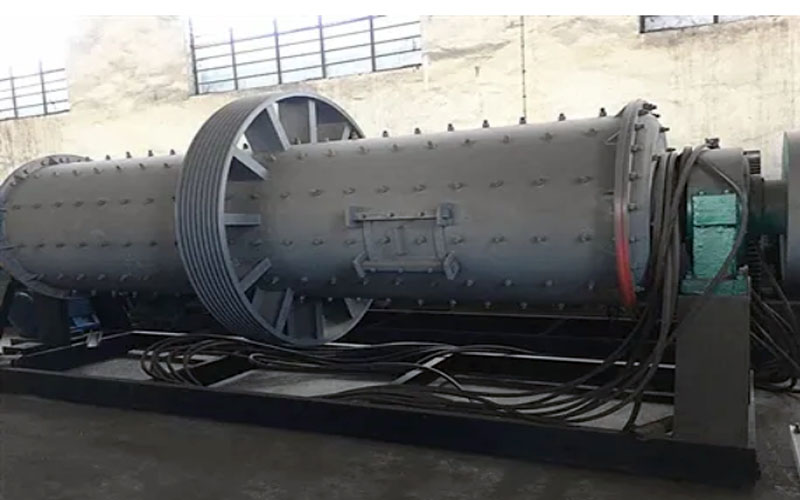 小型球磨機(jī)一臺(tái)的價(jià)格？