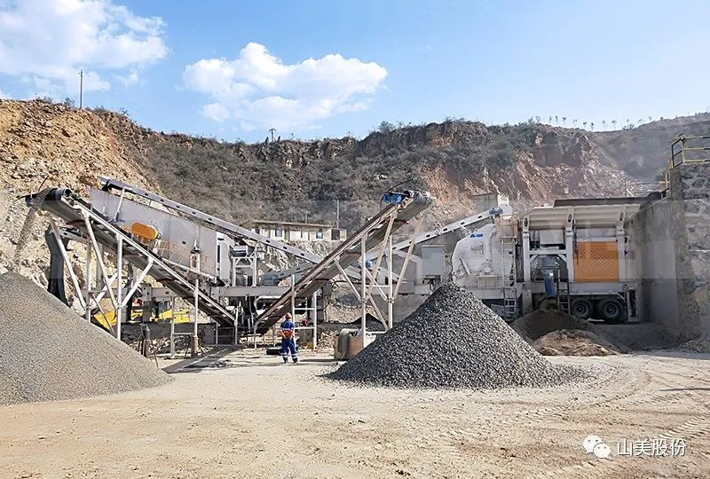 如何生產(chǎn)符合標(biāo)準(zhǔn)的機(jī)制砂？常見(jiàn)生產(chǎn)機(jī)制砂的原料有哪些？