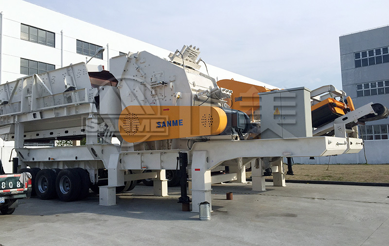 破碎鵝卵石為什么選擇用移動破碎機？