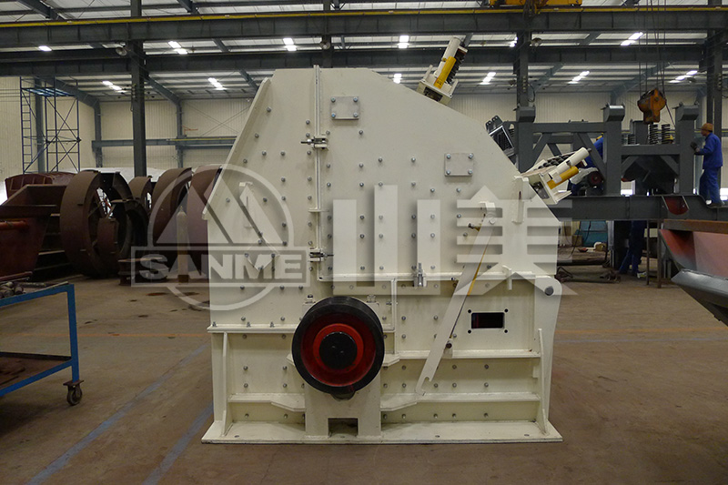 反擊式破碎機(jī)的保養(yǎng)需要注意哪些事項(xiàng)？