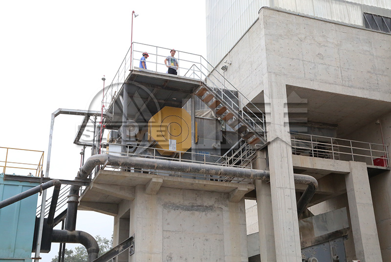 如何處理顎式破碎機維修費用過高？