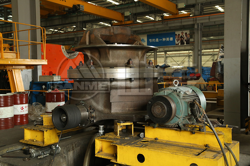 多缸圓錐破碎機破碎鵝卵石有什么優(yōu)點？