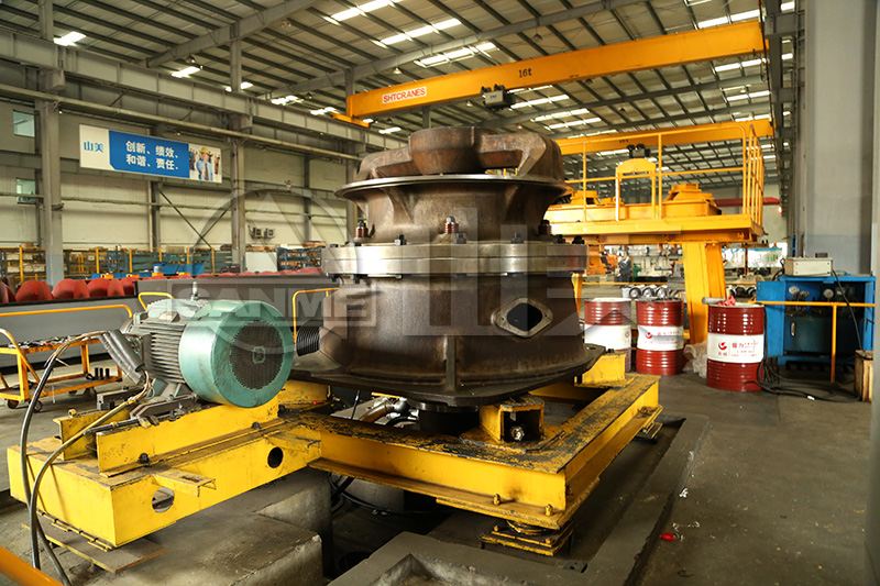 影響圓錐破碎機(jī)產(chǎn)品粒度的因素有哪些呢？