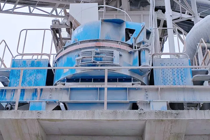 VC7系列立式?jīng)_擊破碎機(jī)——多領(lǐng)域適用，展現(xiàn)強(qiáng)大實力