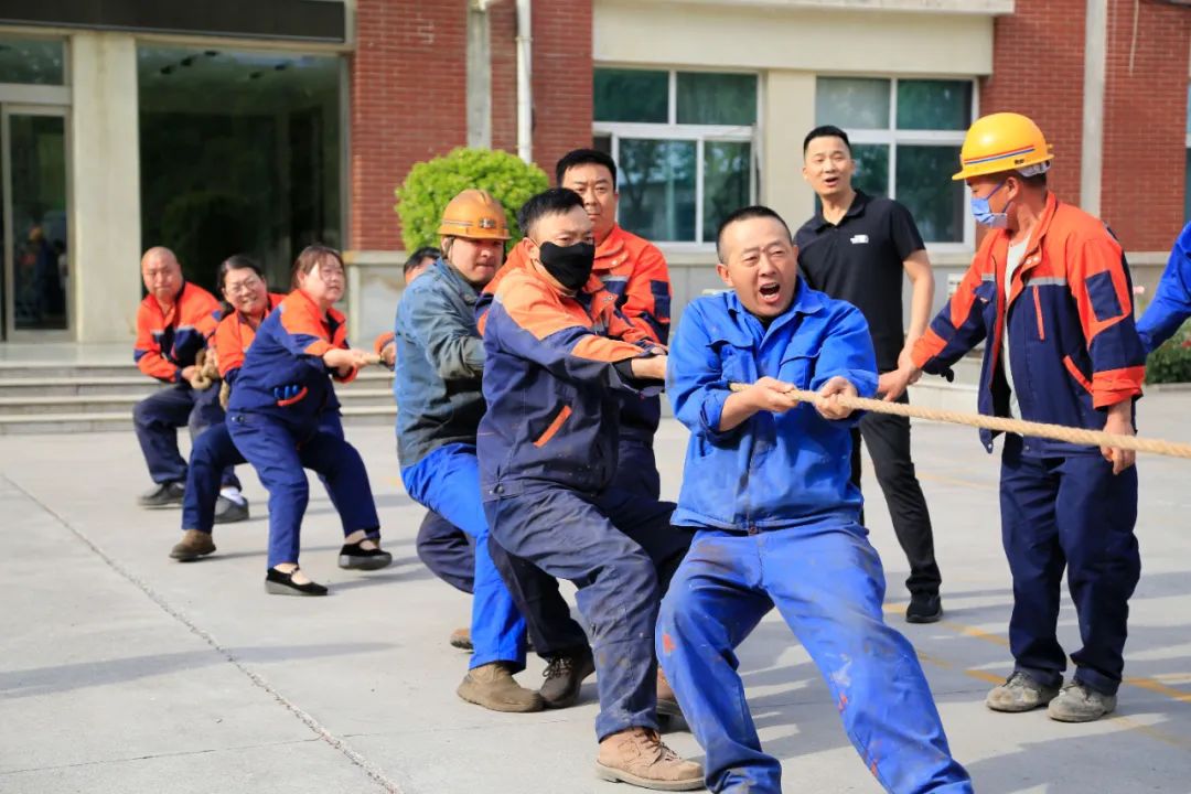 上海山美股份2025春季運(yùn)動(dòng)會(huì)火熱啟幕！拔河、籃球預(yù)賽燃情開戰(zhàn)